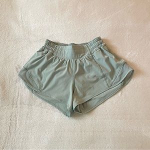 “Hazy Jade” Lululemon Hotty Hot Shorts 2.5in